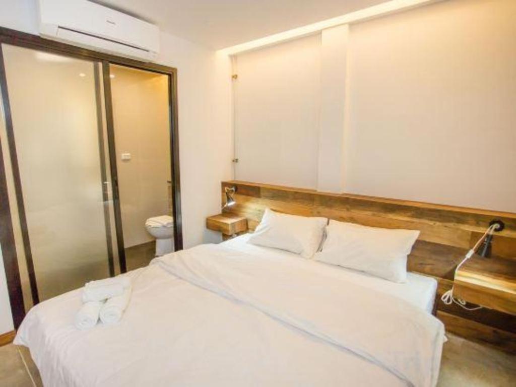 The Arak Bed Bar And Hostel Chiang Mai Exterior photo