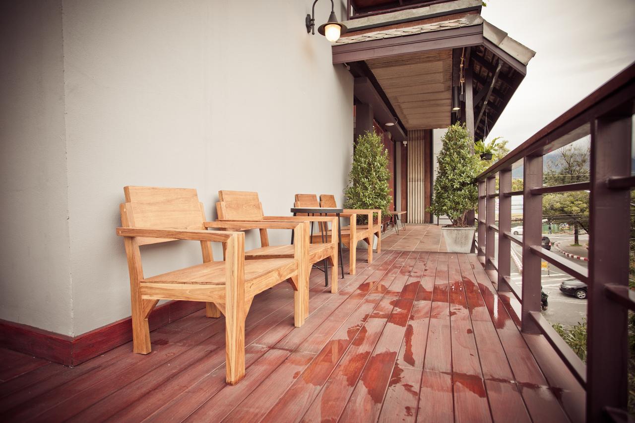 The Arak Bed Bar And Hostel Chiang Mai Exterior photo