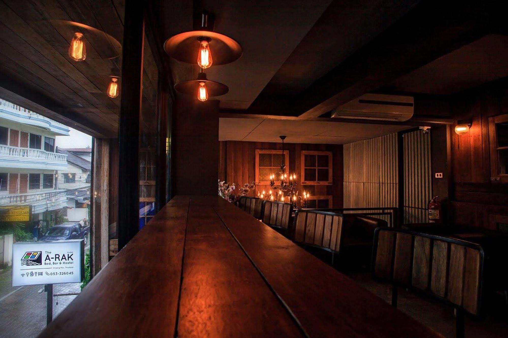 The Arak Bed Bar And Hostel Chiang Mai Exterior photo